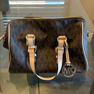 Authentic Michael Kors Purse✨